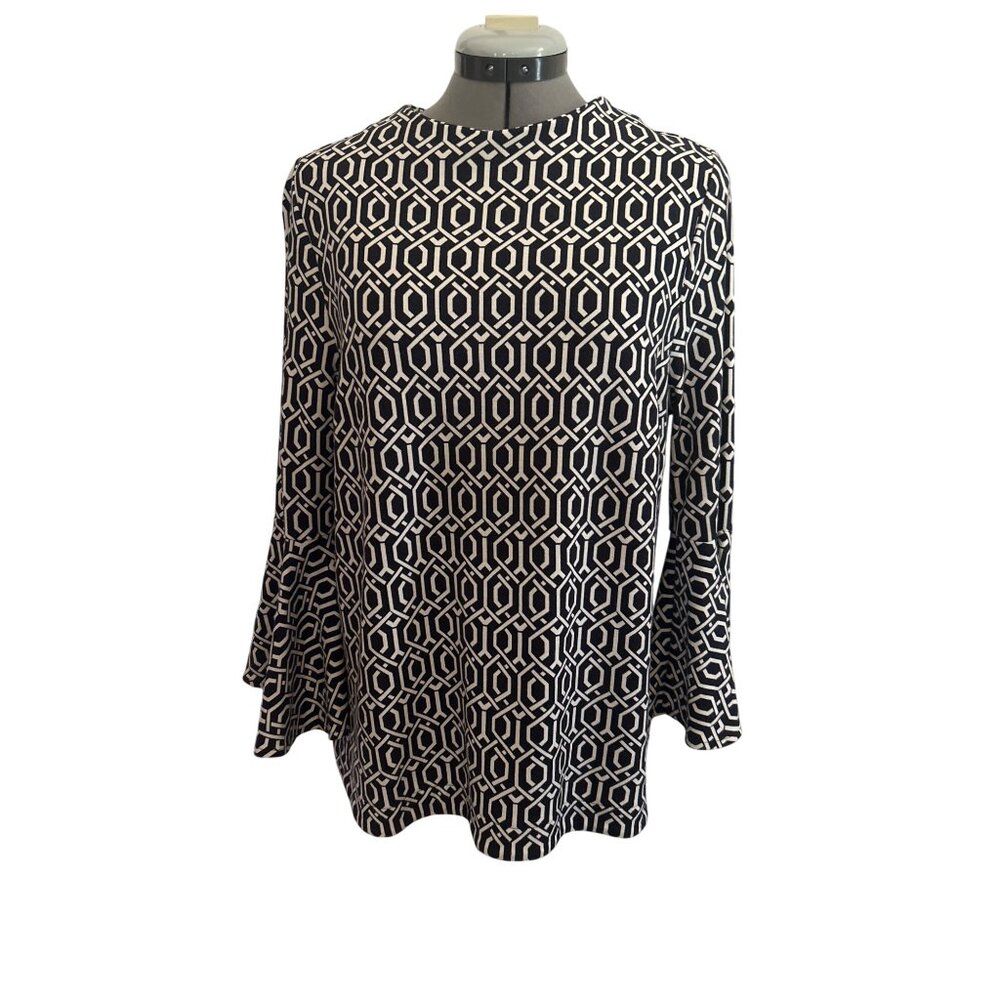 Crown & Ivy Black & White Geometric Pattern Bell Sleeve Top Size L
